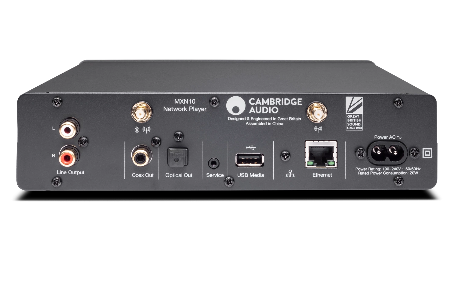 Rückansicht des Cambridge MXN10 Kompakt-Netzwerkplayers mit beschrifteten Anschlüssen für Line-Ausgang (L/R), Koax-Ausgang, optischen Ausgang, USB-Medien, Ethernet und Strom. Unterstützt hochauflösende Musikformate und arbeitet mit der StreamMagic App. Die Logos sind über jedem Anschluss sichtbar.
