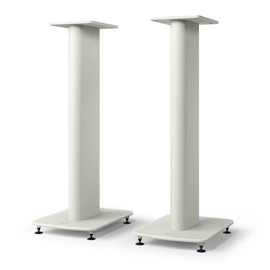 Ein Paar weiße KEF S2 Standfuß Lautsprecherständer mit rechteckigen Basen und verstellbaren Füßen. Das elegante, moderne Design ergänzt die LS50 Wireless II für optimale akustische Leistung.