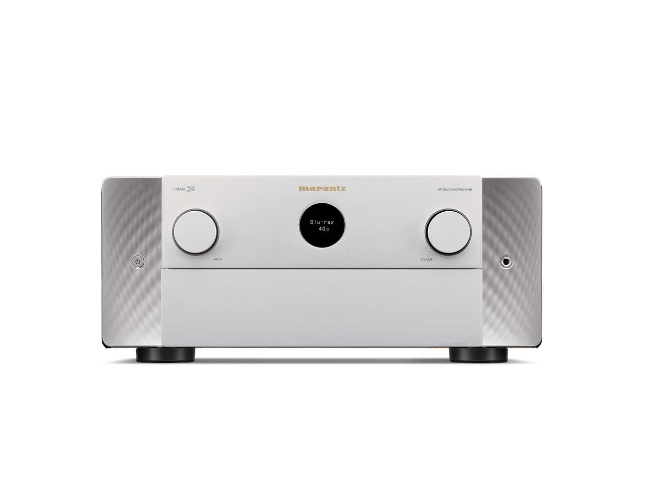 Frontansicht eines Marantz Cinema 30 AV-Receivers in Silber-Gold, ausgestattet mit zwei großen Drehreglern, zentralem Digitaldisplay und modernem Design-Ideal für hochwertige Heimkino-Audioerlebnisse.