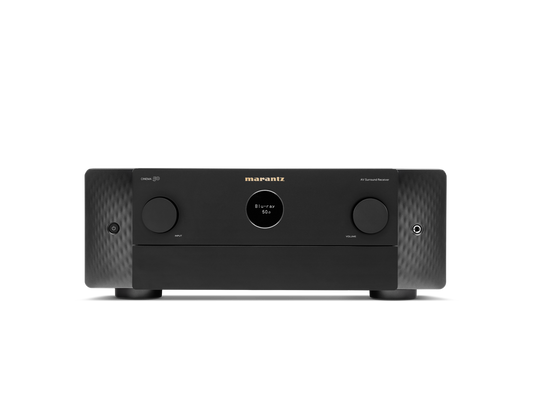 Der Marantz Cinema 50 AV-Receiver in Schwarz bietet ein zentrales Digitaldisplay, zwei große Drehregler und ein modernes Design - ideal für Premium-Heimkino-Audio mit Dolby Atmos-Unterstützung.