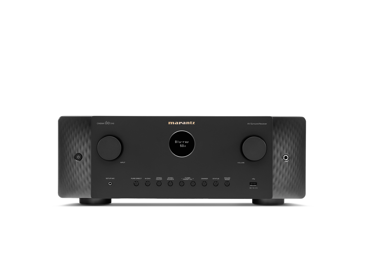 Der Marantz Cinema 60 DAB AV-Receiver in Schwarz verfügt über ein zentrales digitales Display, große Bedienknöpfe auf jeder Seite, Tasten auf der Vorderseite, Dolby Atmos und unterstützt 8K Ultra HD.