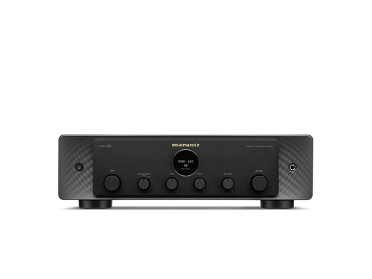 Frontansicht eines Marantz Model 40n Verstärkers in Schwarz mit mehreren Reglern, Eingangswahlschalter und goldenem Branding oben in der Mitte auf einem schlichten weißen Hintergrund.