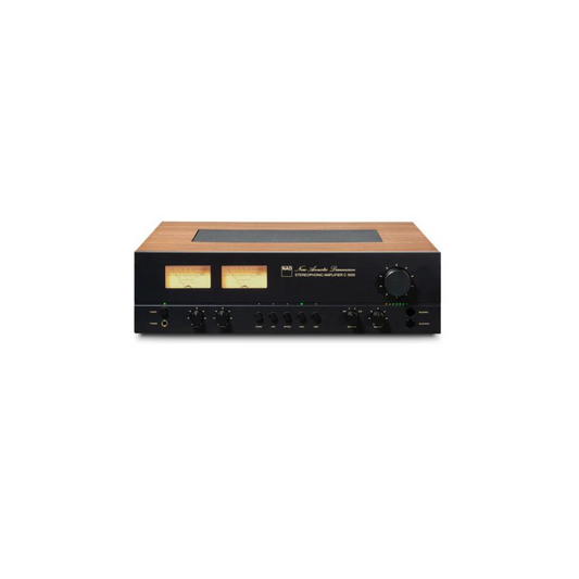 Der NAD C3050 Stereo-Verstärker verfügt über eine Retro-Holzplatte, eine schwarze Frontplatte, zwei VU-Meter, mehrere Knöpfe und Tasten und einen großen Lautstärkeregler - ideal für klassische HiFi-Fans. Abgebildet auf einem schlichten weißen Hintergrund.