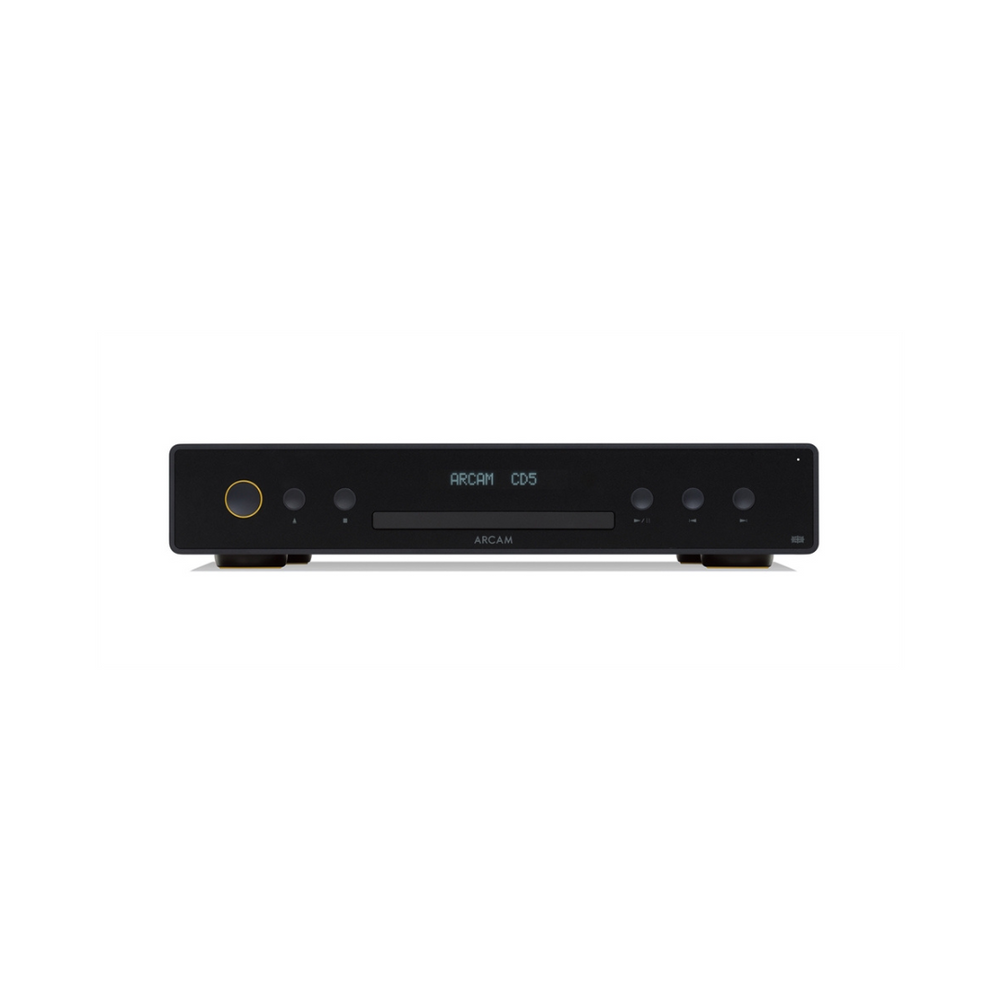 Frontansicht des ARCAM CD5 CD-Players, eines schwarzen Geräts mit zentralem CD-Schacht, digitalem Display, Bedientasten und einer runden Einschalttaste links. Dieses minimalistische Gerät unterstützt die Wiedergabe von Compact Discs und High-Resolution Audio.