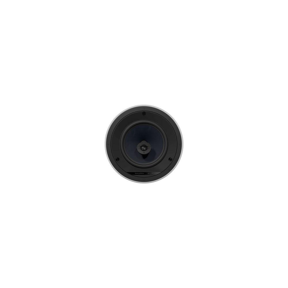Ein weißes, rundes Bowers & Wilkins CCM683 Deckeneinbaulautsprecher-Stück liefert exzellente Audioleistung, frontal abgebildet vor einem schlichten schwarzen Hintergrund.