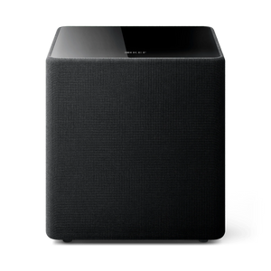 Die KEF Kube 10 MIE in Schwarz ist ein würfelförmiger Lautsprecher mit glänzender Oberfläche und Stoffseiten, kabellos integrierbar und angetrieben vom Music Integrity Engine für überlegenen Klang.