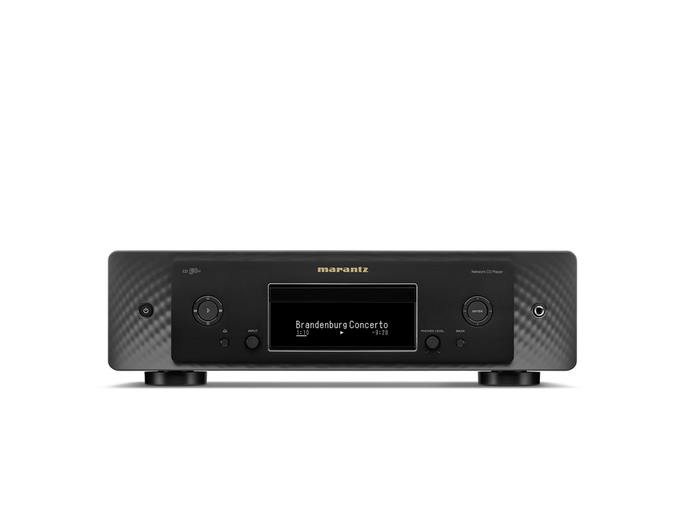 Der Marantz CD 50n CD-Player in Schwarz verfügt über HEOS® Built-in, ein digitales Display mit Brandenburg Concerto sowie Steuerknöpfe und Tasten an der Front für hochauflösende Aufnahmen.