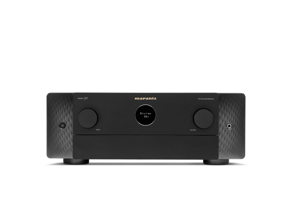 Der Marantz Cinema 50 AV-Receiver in Schwarz bietet ein zentrales Digitaldisplay, zwei große Drehregler und ein modernes Design - ideal für Premium-Heimkino-Audio mit Dolby Atmos-Unterstützung.