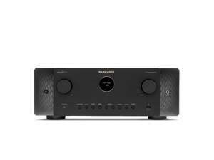 Der Marantz Cinema 60 DAB AV-Receiver in Schwarz verfügt über ein zentrales digitales Display, große Bedienknöpfe auf jeder Seite, Tasten auf der Vorderseite, Dolby Atmos und unterstützt 8K Ultra HD.