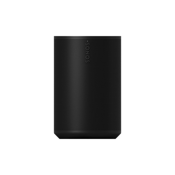 Ein schwarzer Soundreference Sonos Era 100 Smart Speaker mit Bluetooth in rechteckiger Form mit abgerundeten Kanten und dem Sonos-Logo vertikal auf der Vorderseite steht aufrecht auf einem weißen Hintergrund.