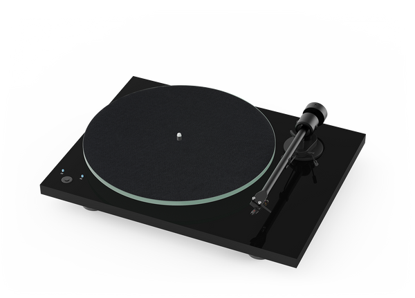 Der Pro-Ject T1 Phono SB Plattenspieler ist ein moderner schwarzer Plattenspieler mit rundem Plattenteller, Tonarm und minimalen Bedienelementen, ideal für Vinyl-Liebhaber, abgebildet auf weißem Hintergrund.